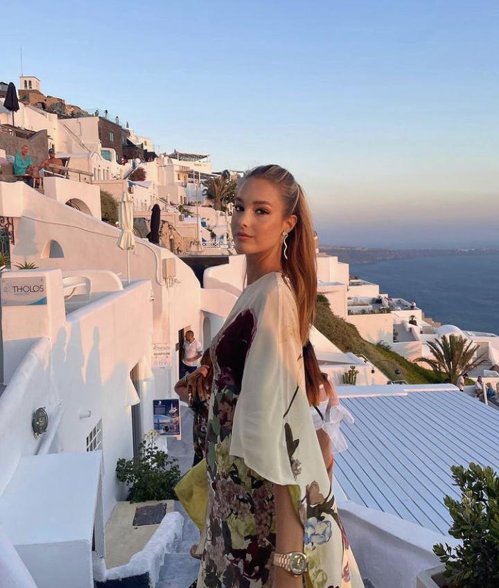 吐槽个球丨佩嫂瓦尔加更新个人社交媒体她写道