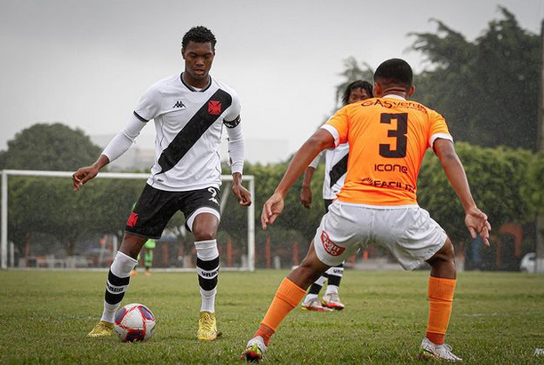 球探报告:瓦斯科达伽马05级前锋gb,模板伊布 伊萨克|巴西|ac米兰|瓦斯