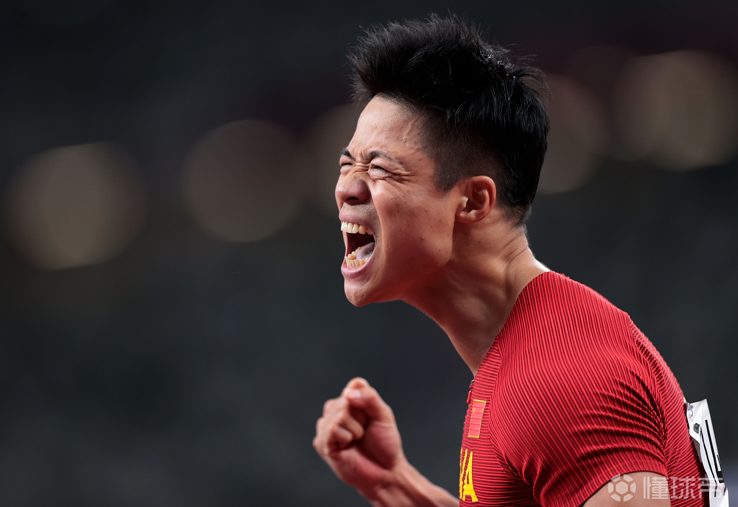 红星新闻苏炳添创纪录源于自律也是海外训练的成果