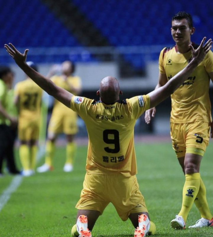 成足新援费利佩丨光州之王翻版鲁智深,k2金靴踢飞mvp