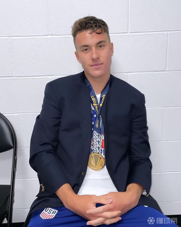 假笑男孩霍普|美国|沙尔克04|霍普|懂球帝