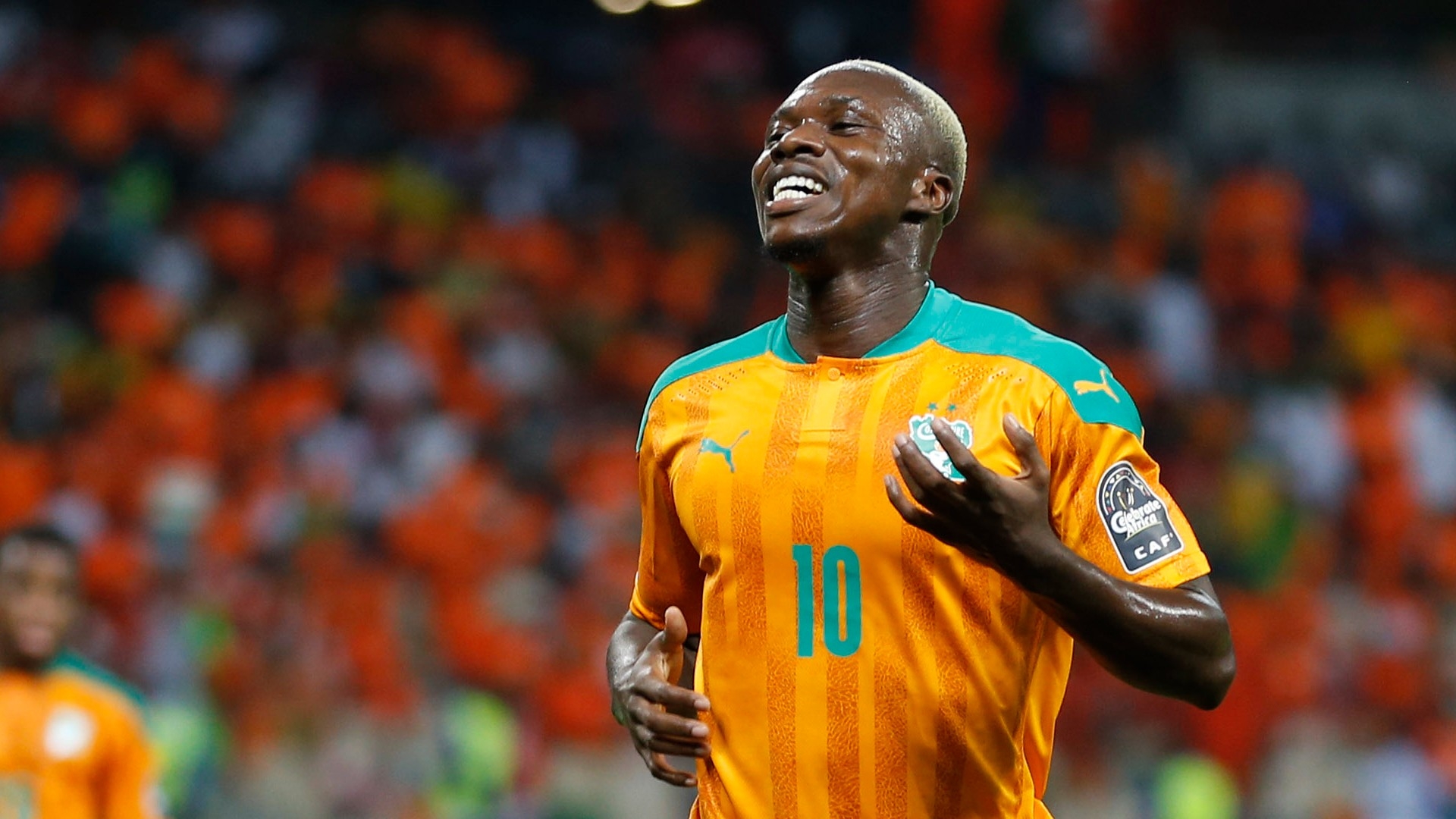 曝浙江队与埃弗拉达成协议,特拉布宗至少节省300万欧元