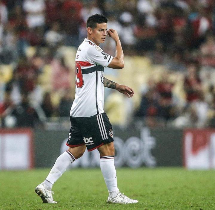 圣保罗11战平弗拉门戈的巴甲联赛中j罗替补出