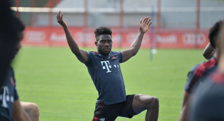 阿方索戴维斯希望和拜仁赢下很多冠军对未来充满期待