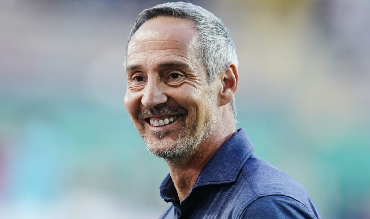 门兴主管新帅许特尔必须要带队击败拜仁