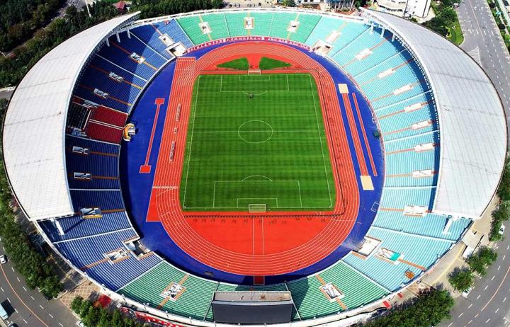 长春亚泰:长春体育中心体育场