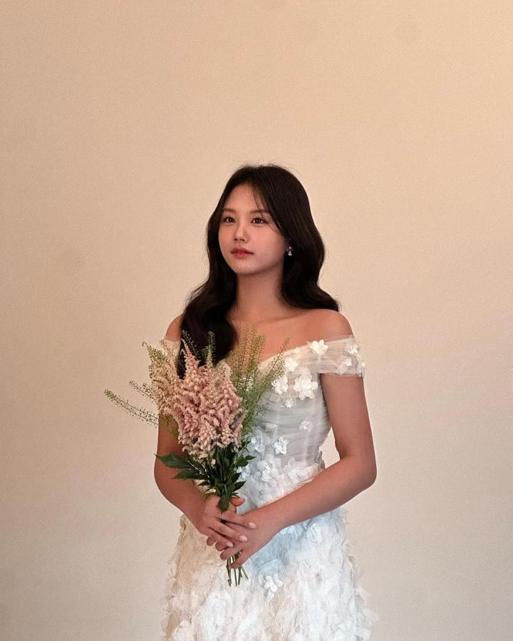 韩国足坛名宿李同国女儿李在诗的近照也太好看了吧