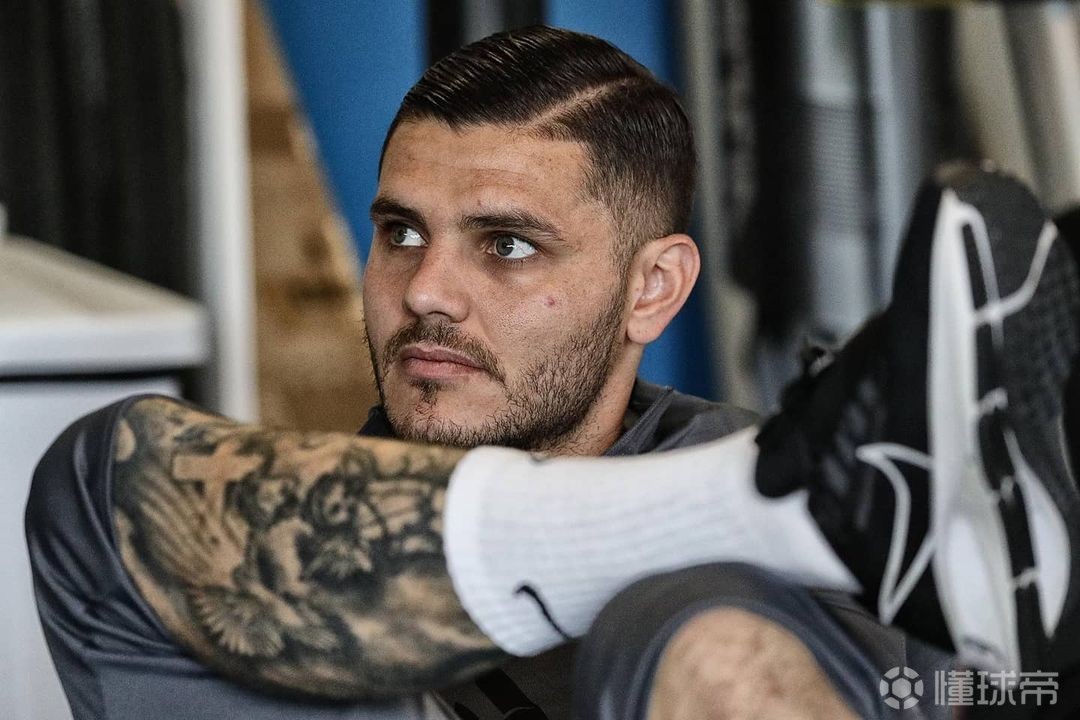 在他出场的40分钟时间里,这位阿根廷前锋仅完成了6次触球,据统计,这是