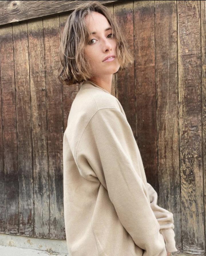 分享一位来自美国洛杉矶枪迷小姐姐海莉海莉是一