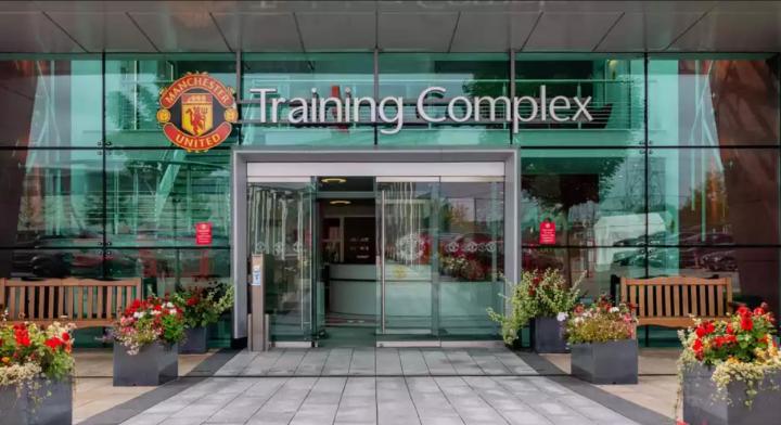 曼联提交改造计划，卡灵顿训练基地设施将全面升级|曼联|懂球帝
