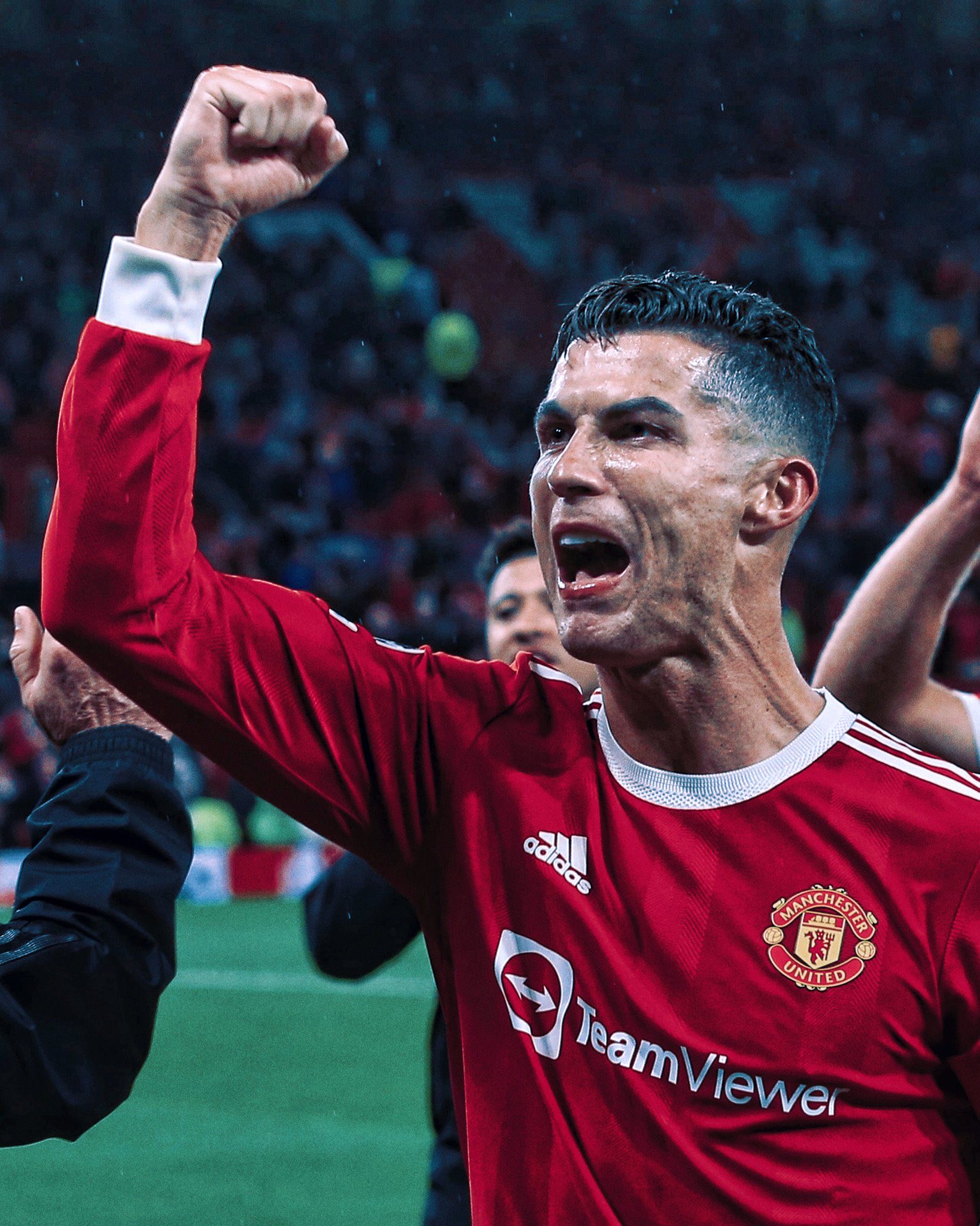 36岁的c罗在重返曼联后已攻入五球,这位葡萄牙人.