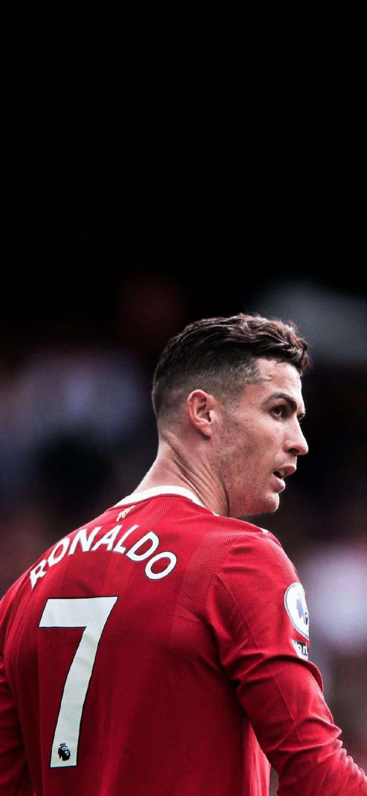 c罗壁纸就压着打