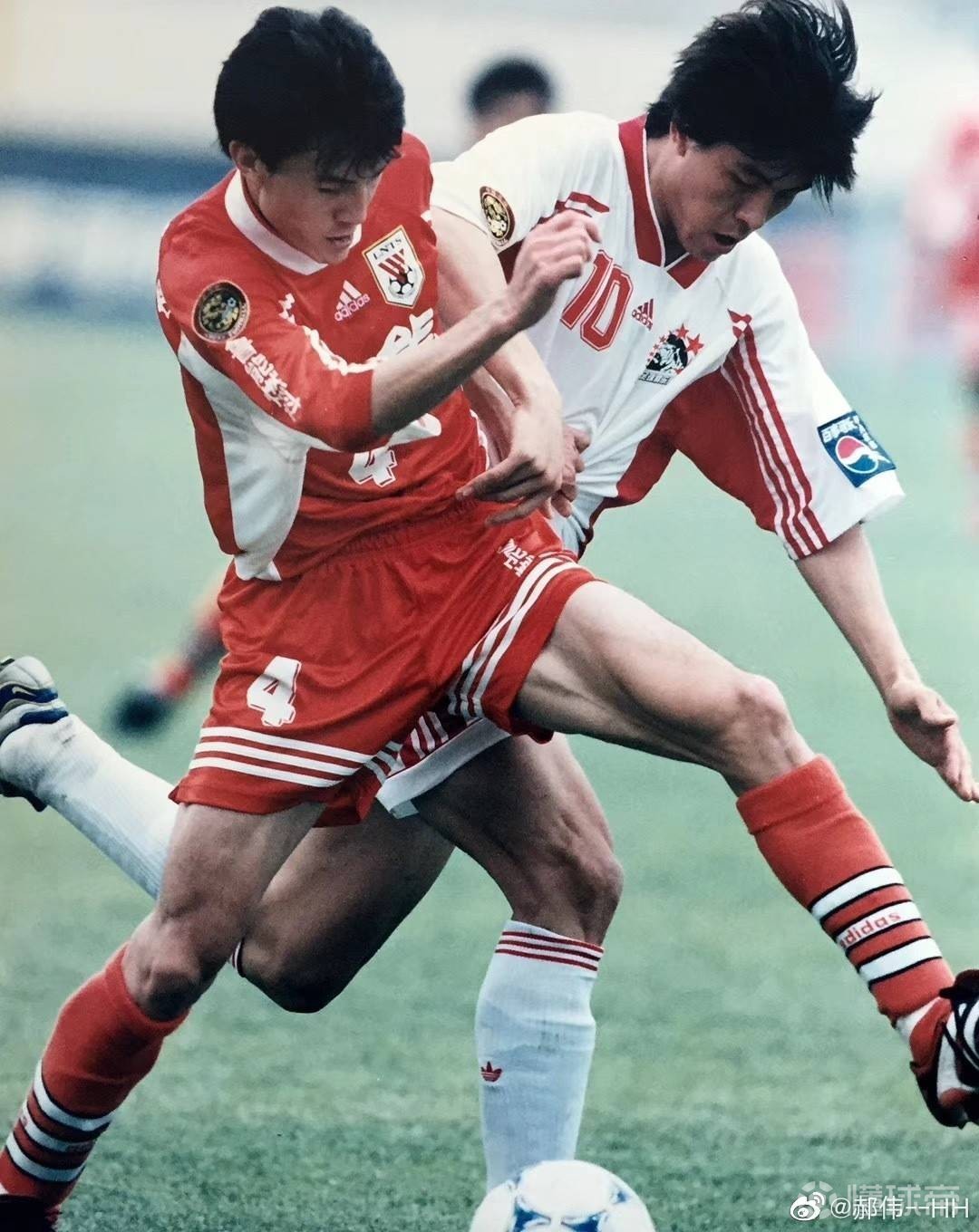 有点儿帅山东泰山主帅郝伟晒照怀念自己球员时期