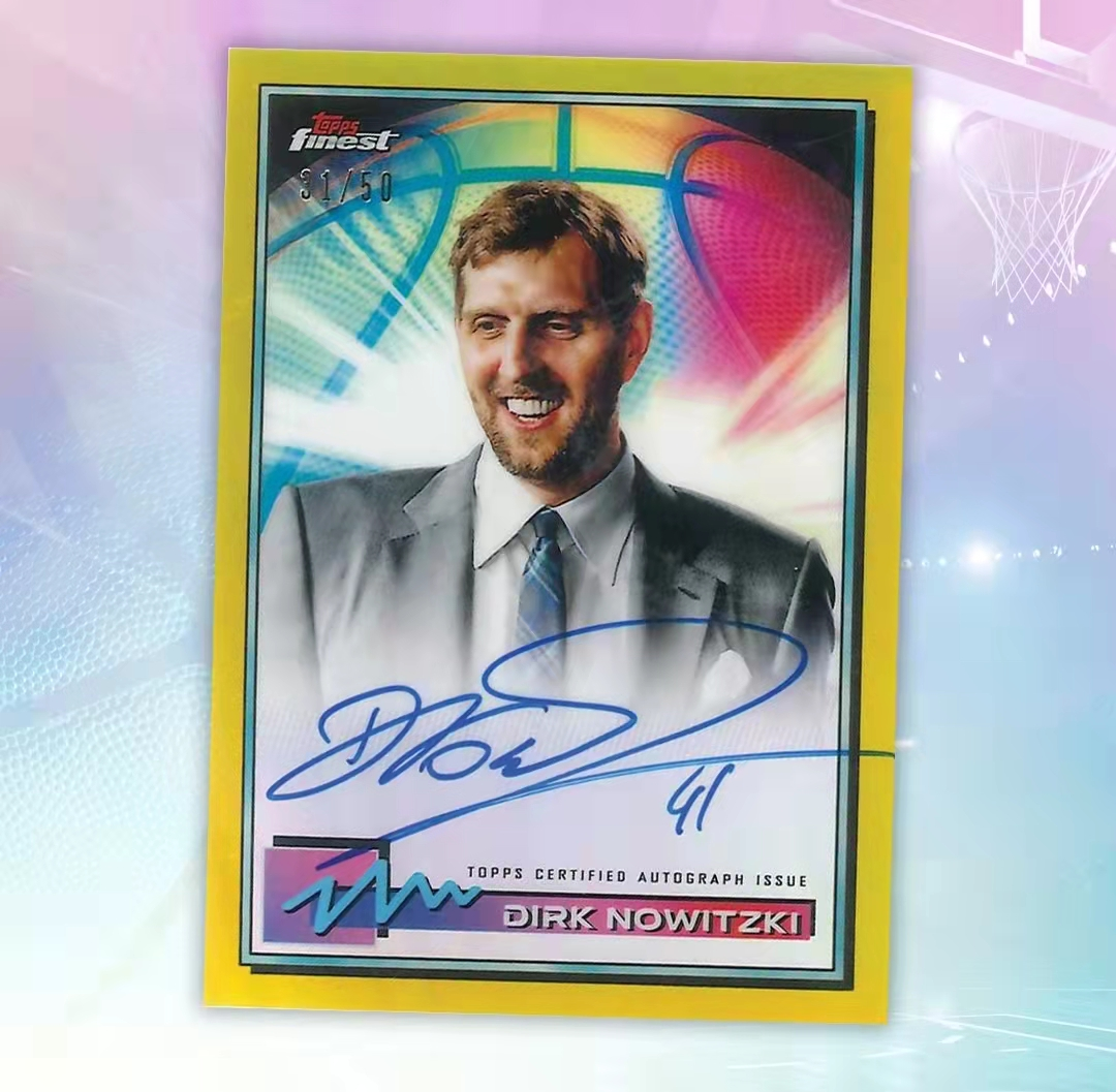 topps展示诺维斯基签名卡庆祝nba新赛季开战
