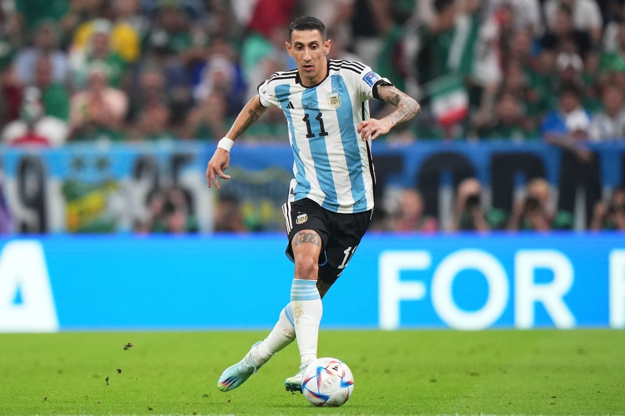 tyc:此前肌肉挛缩的迪马利亚参加了阿根廷的全部合练