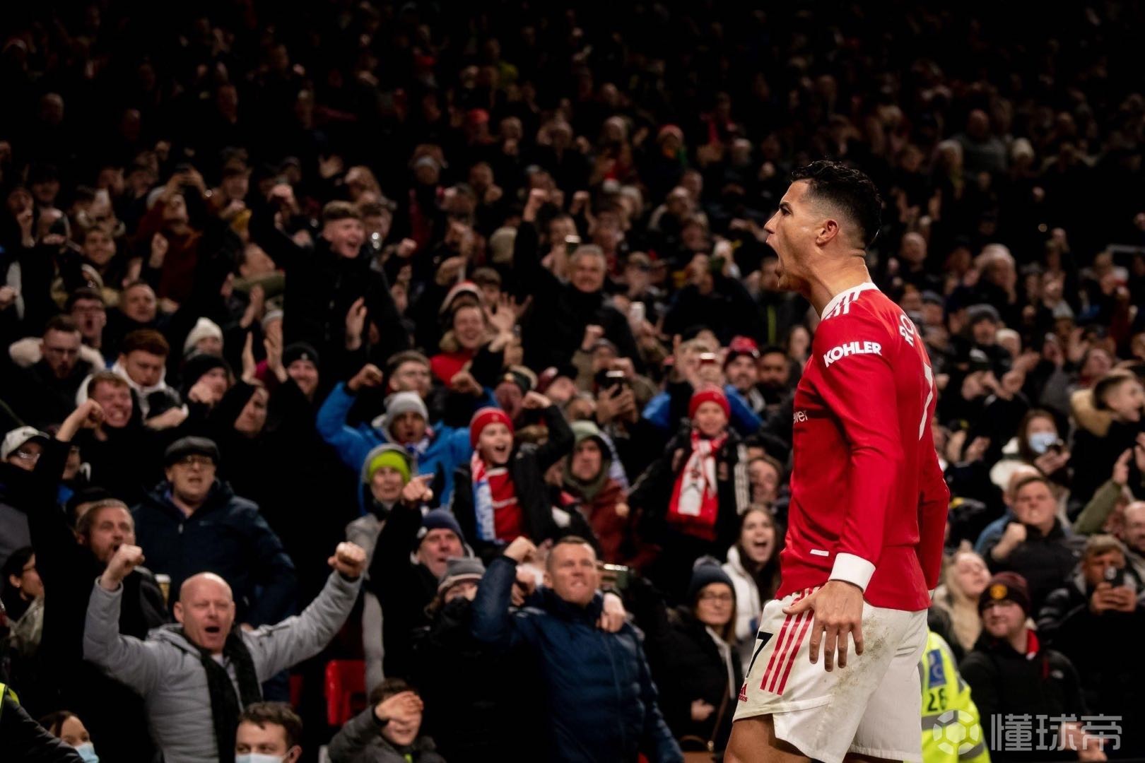 葡萄牙女足队员c罗是五星级别人物是有史以来最好的球员