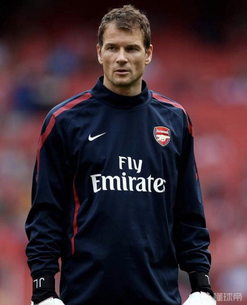 今天是阿森纳传奇球员德国守门员莱曼的52岁生日