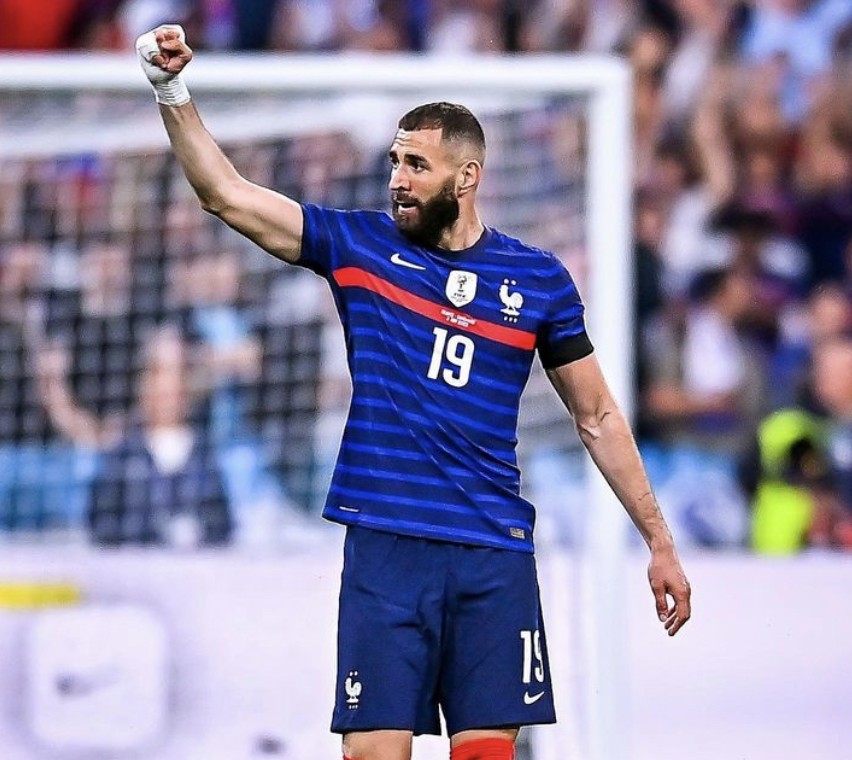 本泽马我与法国国家队的故事结束了