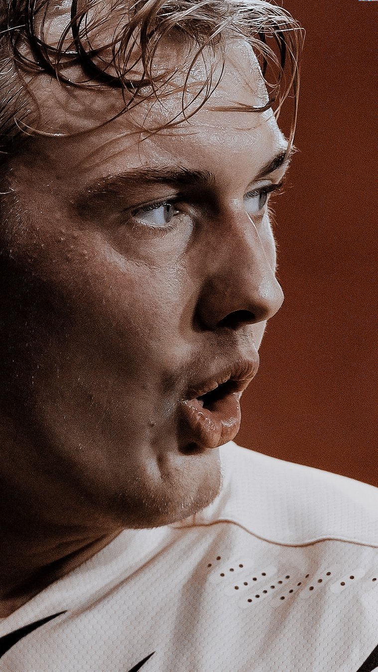 德甲球员壁纸系列(22):多特蒙德帅哥布兰特