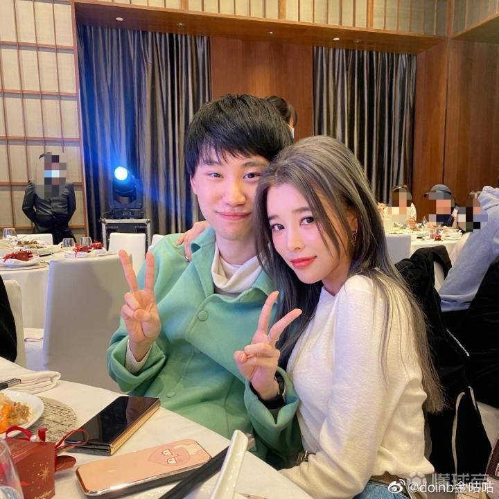 doinb参加rng教练tabe婚礼返图:tabe新婚快乐|英雄联盟|懂球帝