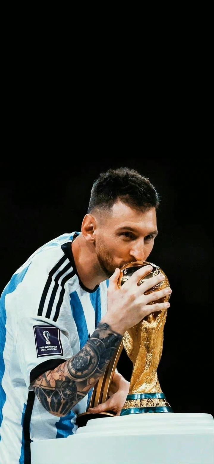 放一些本届世界杯梅西高清手机屏保