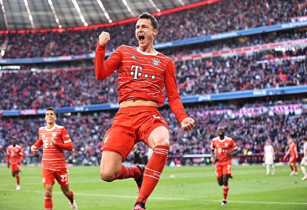 记者:帕瓦尔和拜仁都想继续合作下去,续约是很有可能的