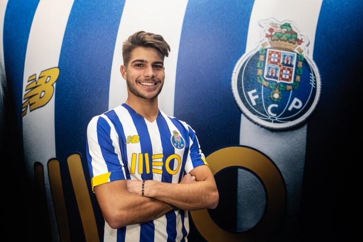 个人集锦球员介绍贝尔纳多-佩雷拉-福利亚(bernardo pereira folha)