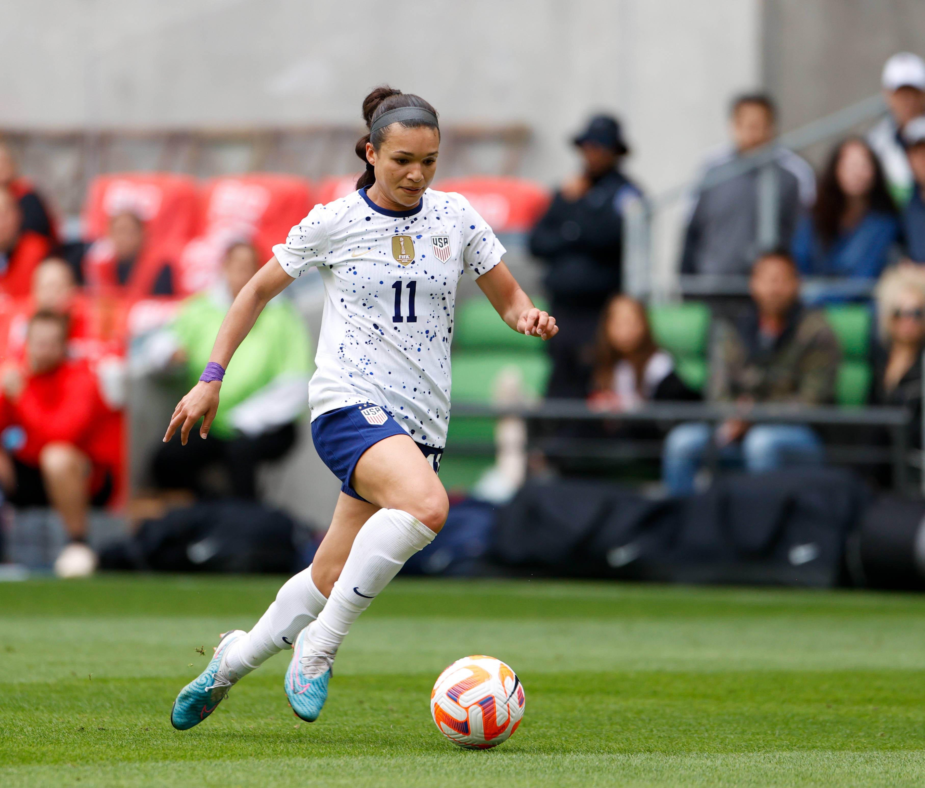 劳伦-詹姆斯(英格兰)