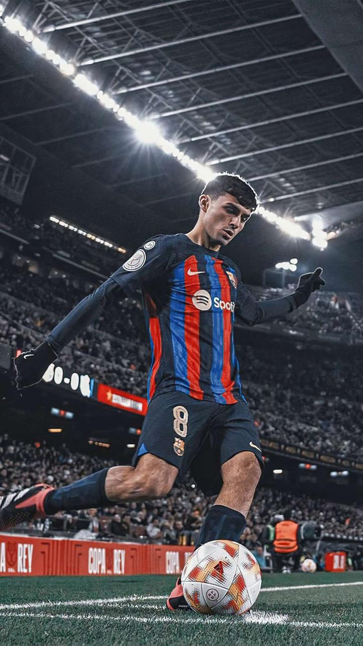 近日在接受采访时20岁的巴萨球员佩德里表示他