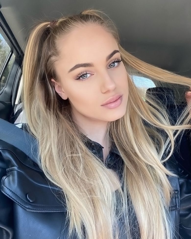 世界最美足球运动员安娜·玛丽亚·马尔科维奇说.