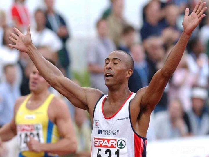 usd体育:科林杰克逊敦促孩子们在 2022 年