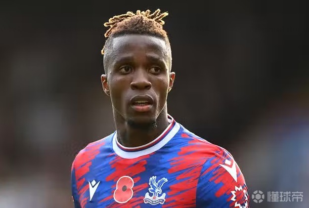 晚旗报:巴萨和尤文都渴望明年夏天免签自由球员扎哈