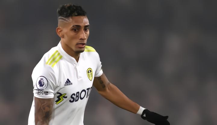 记者利兹联并没有和拜仁谈过拉菲尼亚的交易