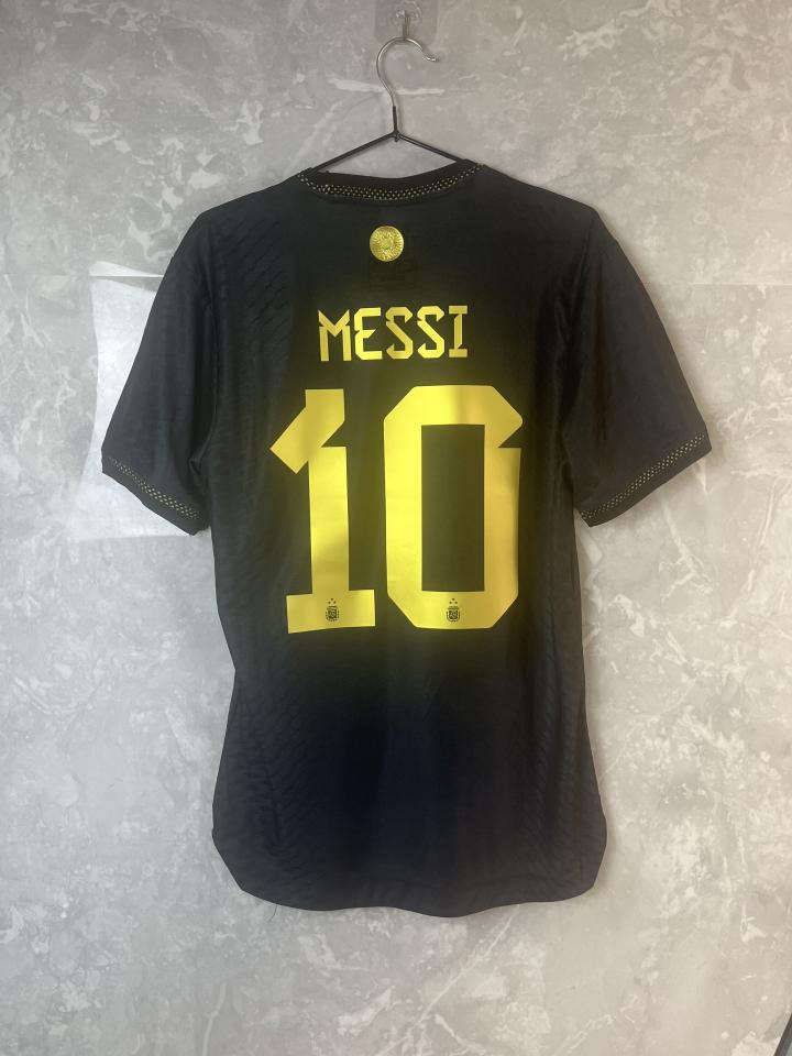 阿根廷黑金梅西球衣