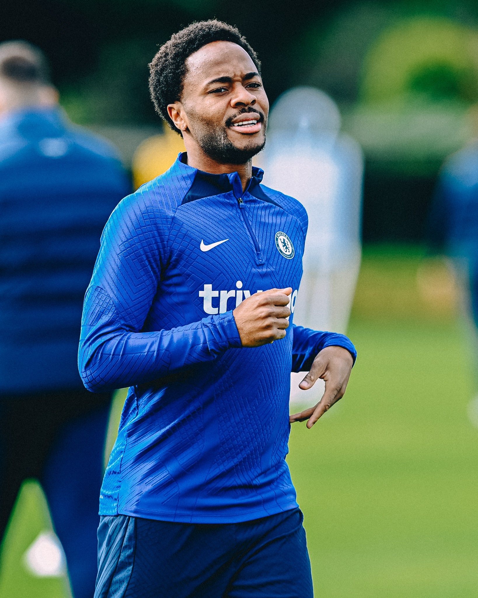 前曼城球员萨尼亚谈斯特林我认为斯特林加盟切尔