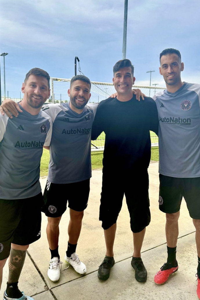 巴萨曾经的门将平托20082014赛季巴尔德