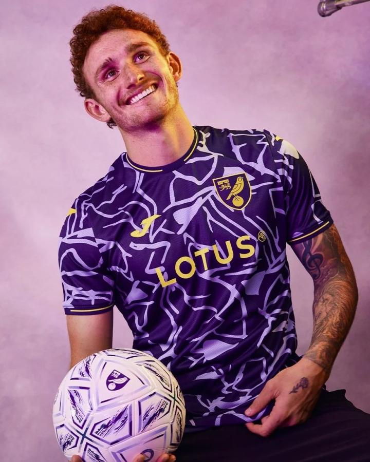 诺维奇发布202324赛季第三球衣