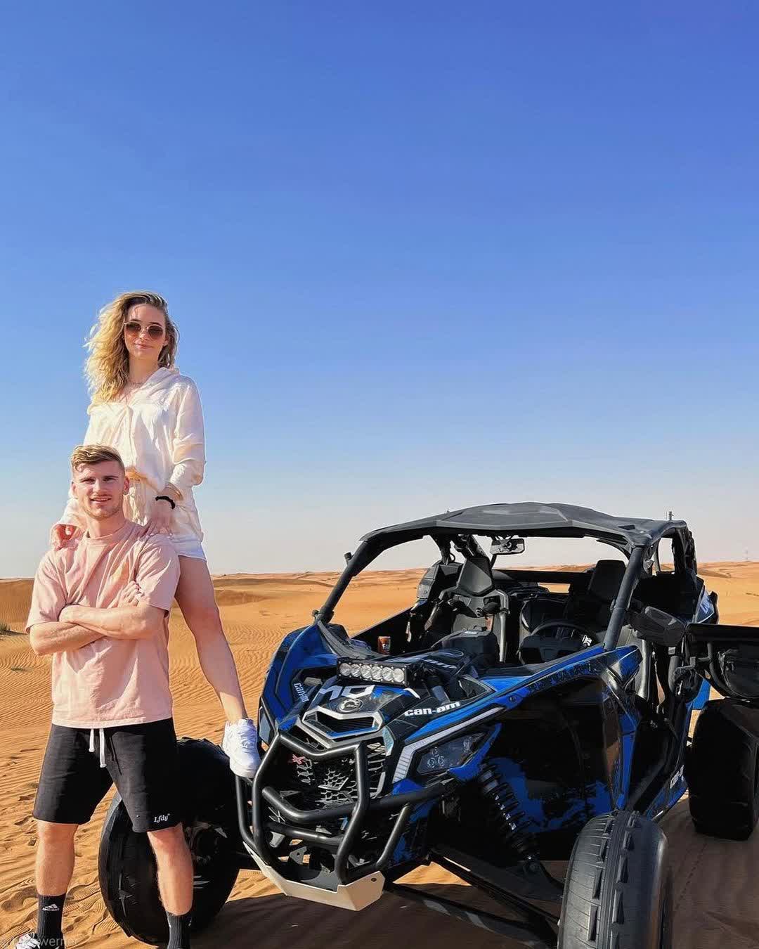 享受假期丨维尔纳与哈弗茨一同携女友度假