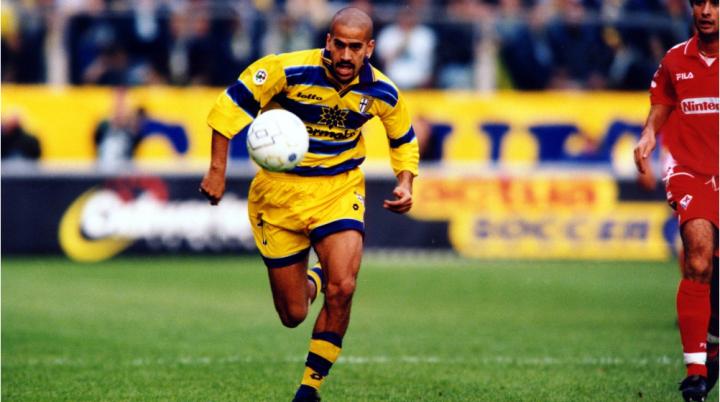 年"金足奖传奇奖"|拉普拉塔大学生|阿根廷|帕尔马|拉齐奥|贝隆|懂球帝