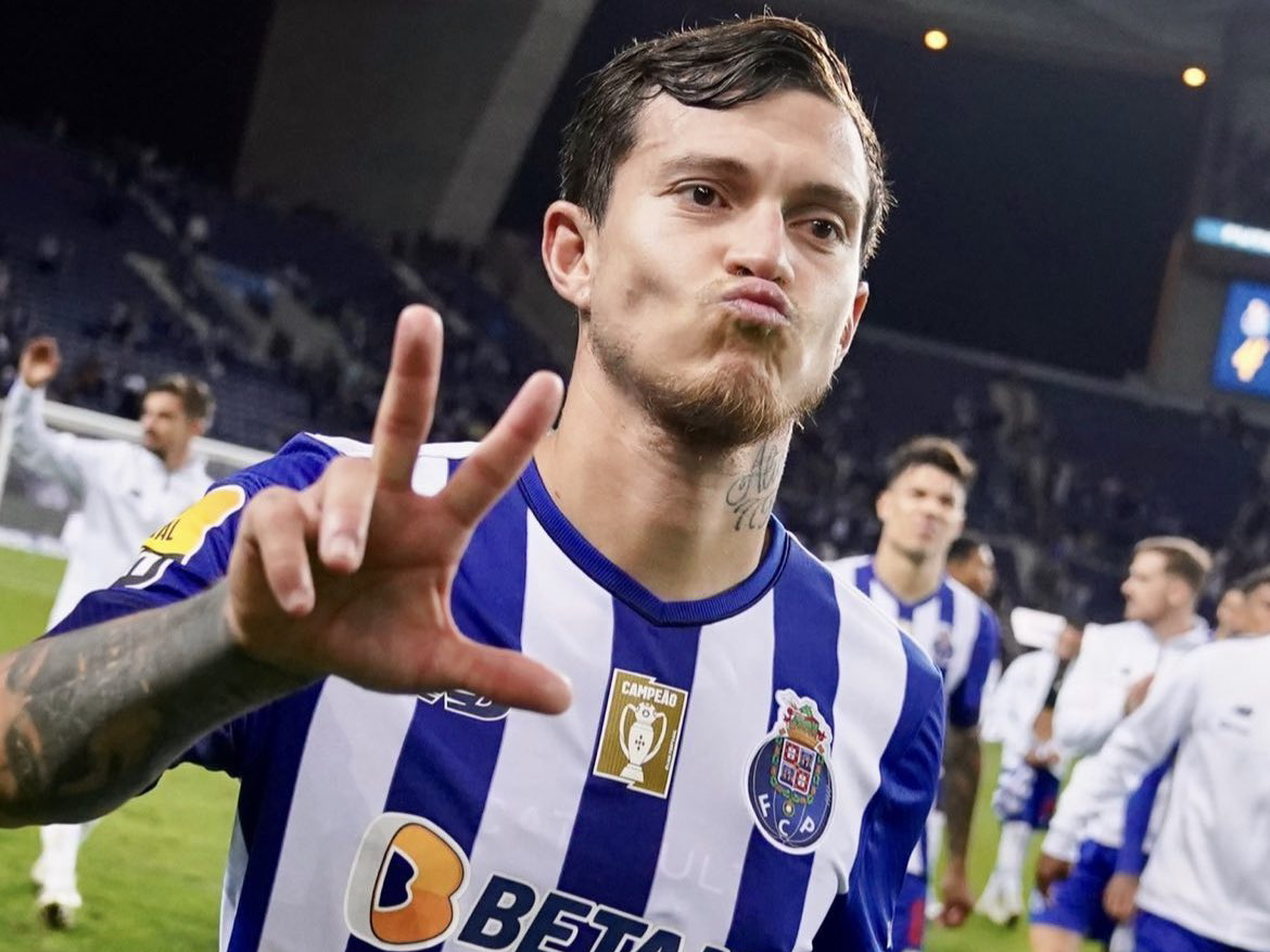 葡媒有俱乐部对奥塔维奥感兴趣球员违约金6000万欧元