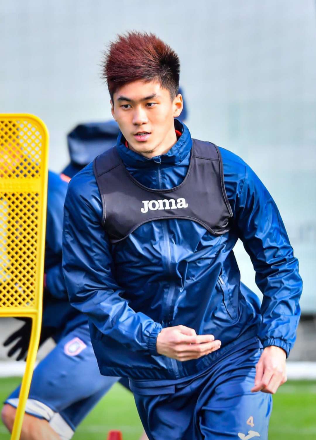 吴少聪最新训练照北京时间1月18日土耳其杯1