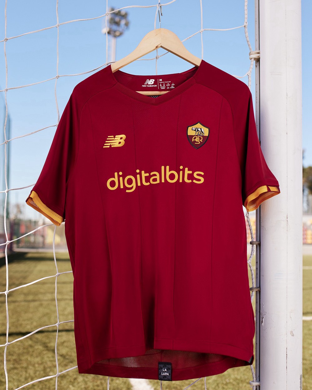 newbalance发布罗马2122赛季德比特别版球衣