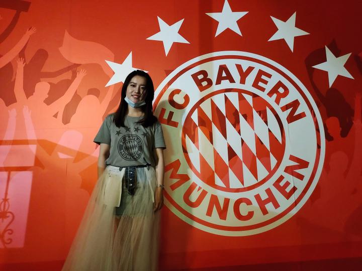 女球迷采访:"人菜瘾大"的仁迷冰仔,她从小学就与足球结缘|拜仁慕尼黑