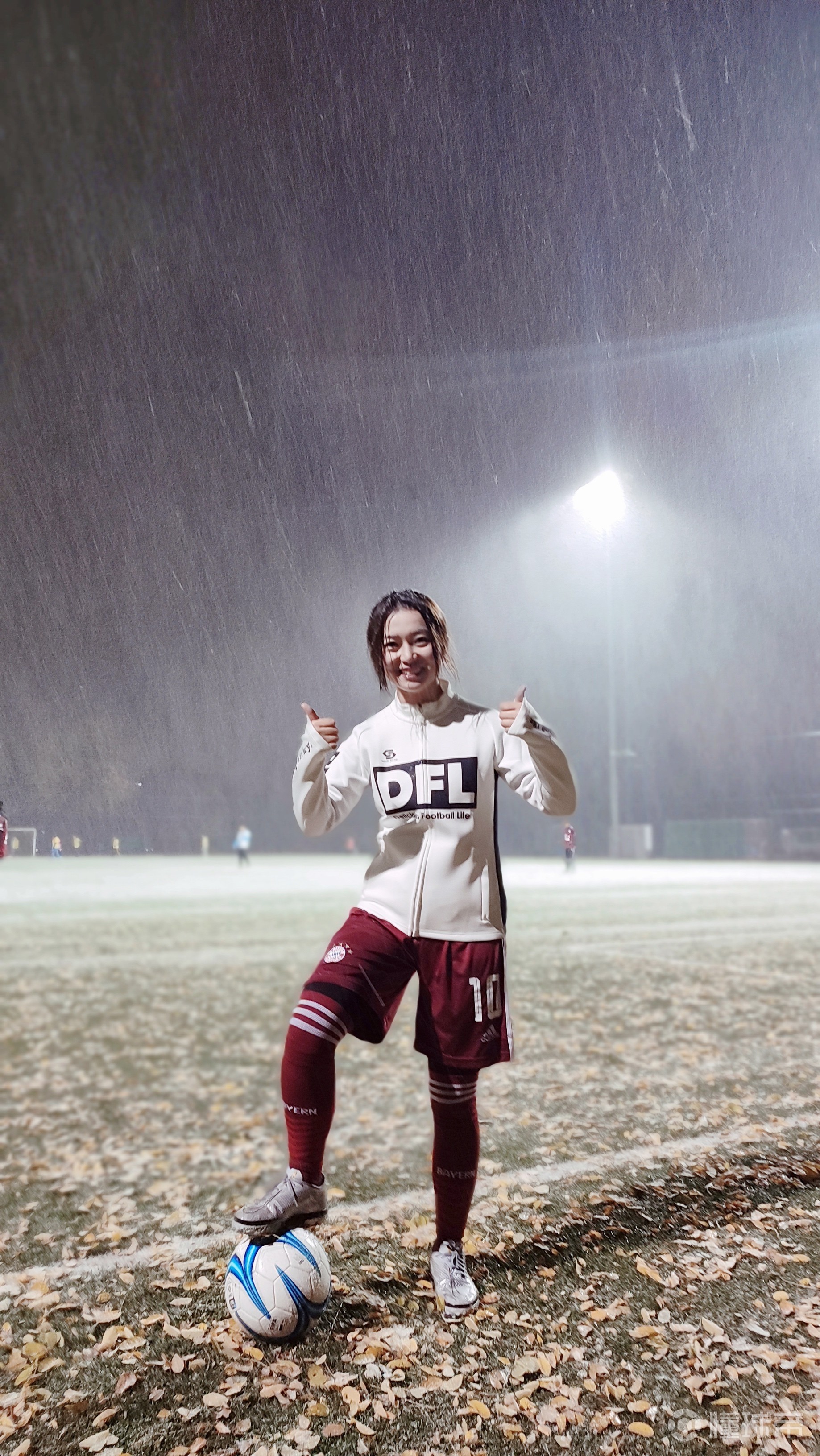 的饮水机替补~最初你是怎样接触到足球,又为何会喜欢上拜仁这支球队呢