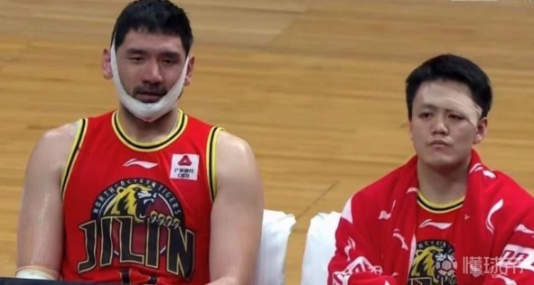 吉林男篮官方钟诚下颚靠外部受伤姜宇星左上眼睑受伤