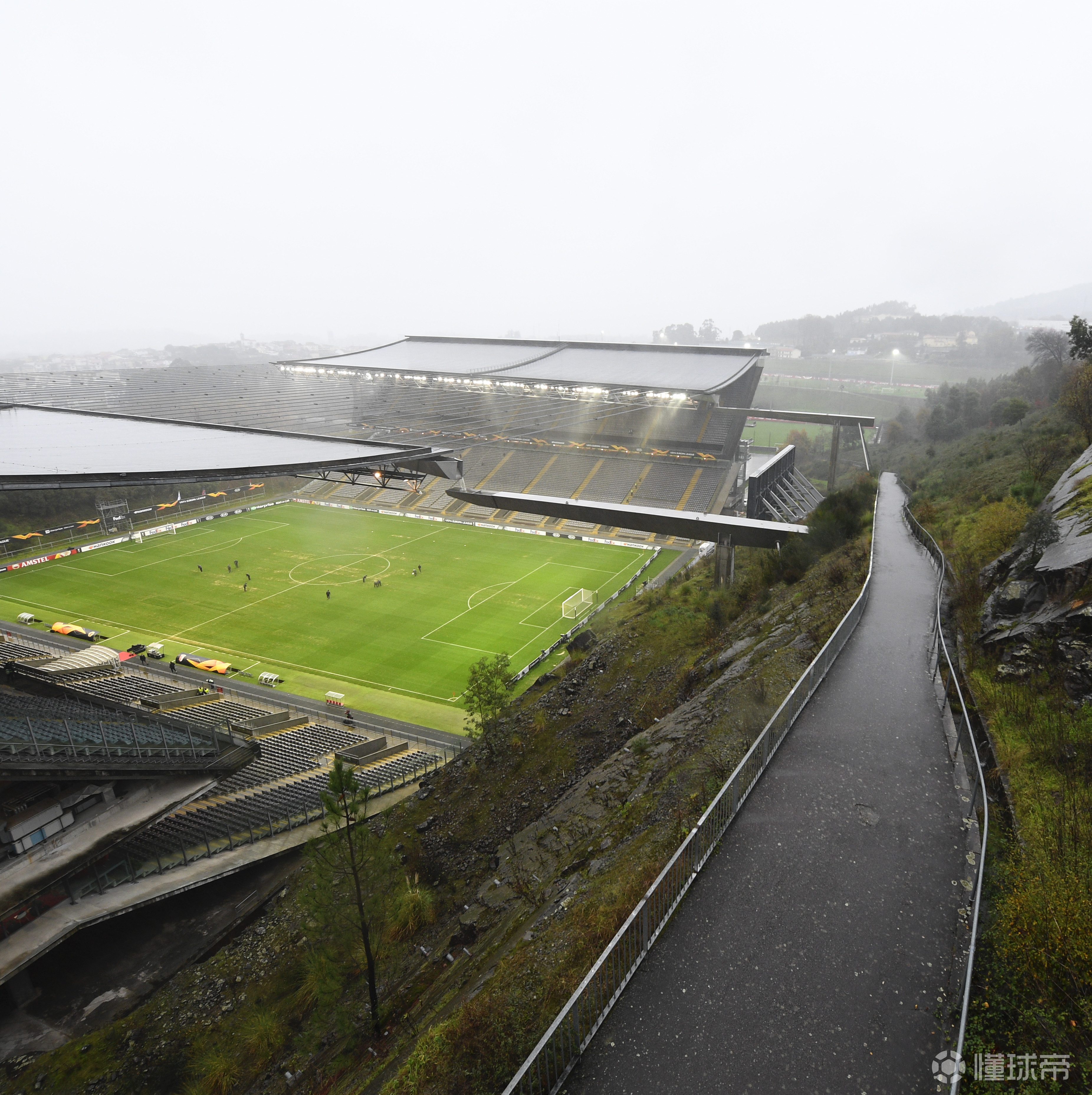 球场丨布拉加淘汰摩纳哥晋级欧联杯八强布拉加主场