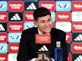 弗蘭-加西亞在伯納烏亮相,并表達(dá)重返皇馬的喜悅