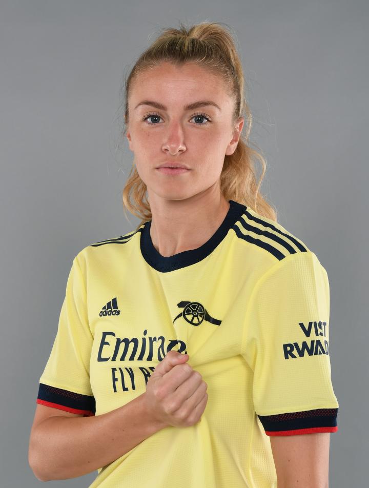 11号米德玛(主力前锋,前腰)