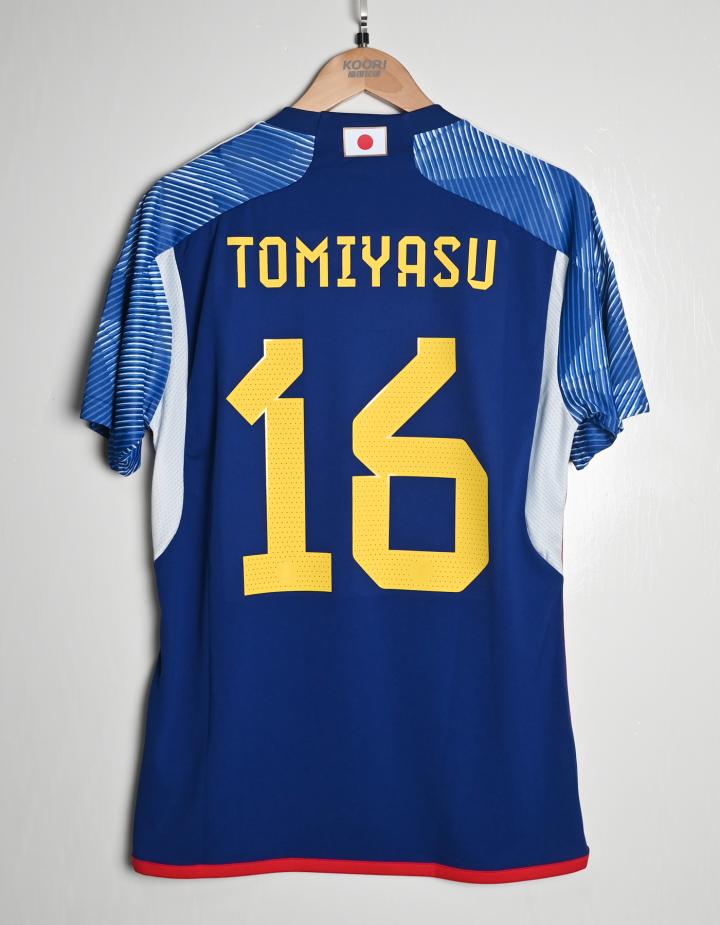 千纸鹤,蓝武士——日本队2022主场球衣|日本|阿迪达斯|懂球帝