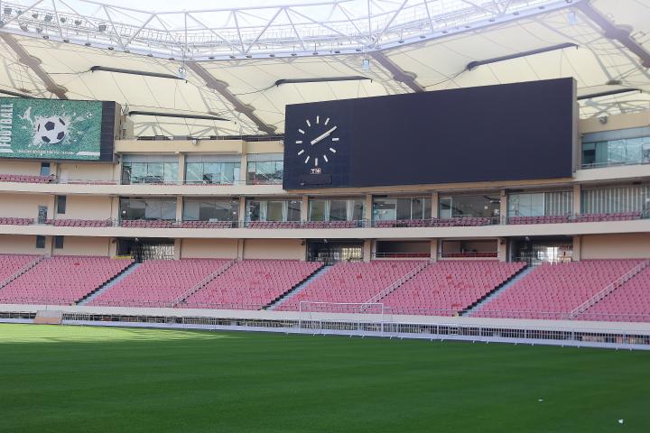 中超丨上海申花主场虹口足球场临时作为疫情蔬菜保障点